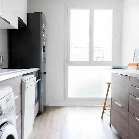 Bright 15min From The Arc De Triomphe Apartment
